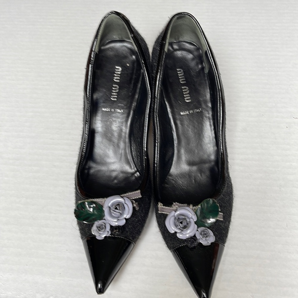 MIU MIU Tweed Pointed Toe Shoes. Sz 38